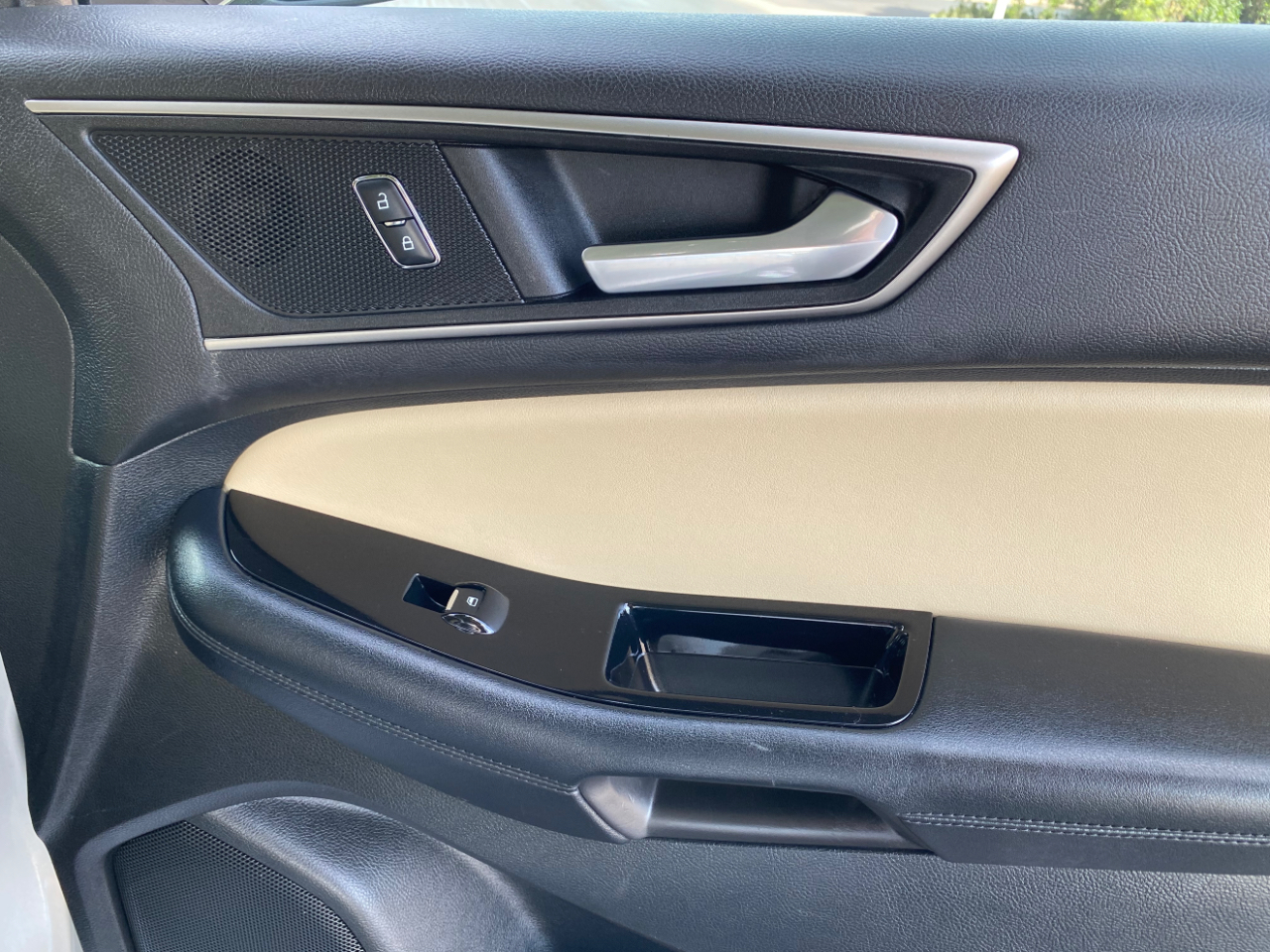 Ford Edge 4dr SEL FWD 2016