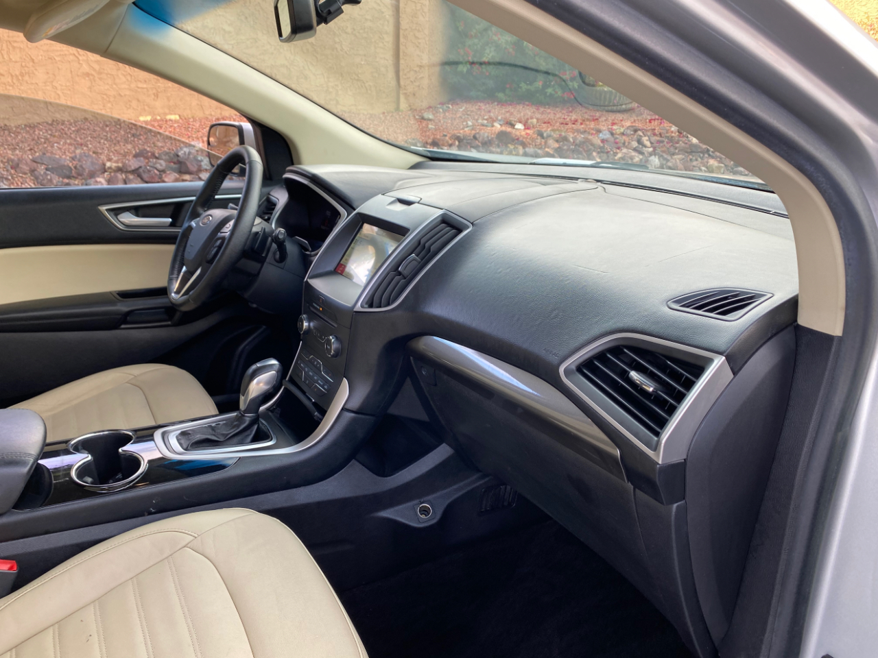 Ford Edge 4dr SEL FWD 2016