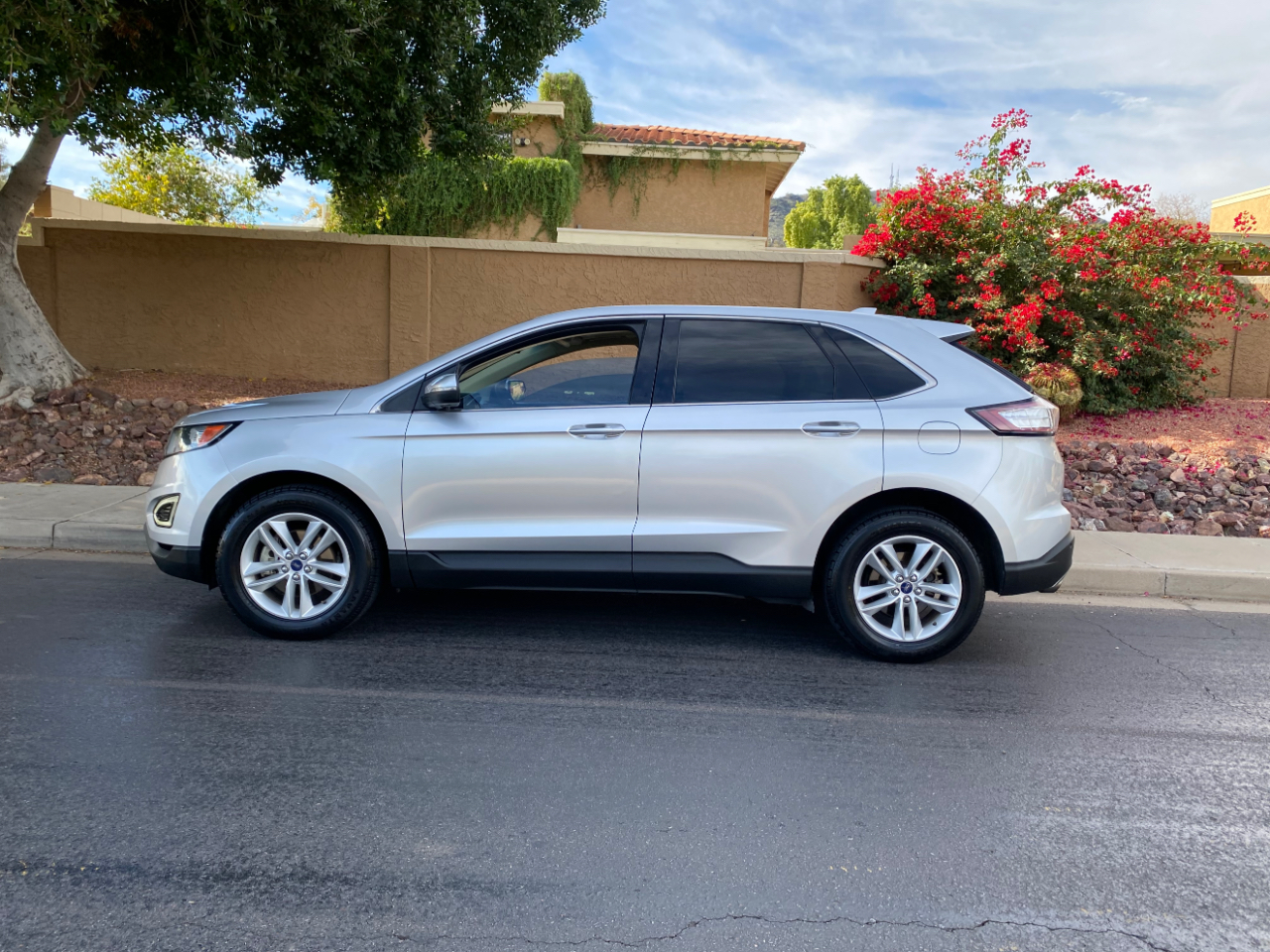 Ford Edge 4dr SEL FWD 2016