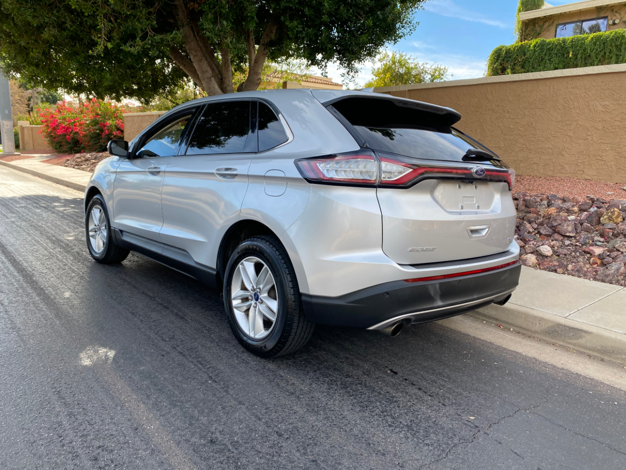 Ford Edge 4dr SEL FWD 2016