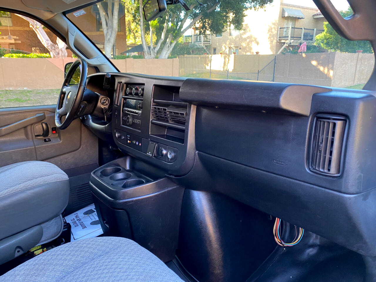 Chevrolet Express Passenger RWD 2500 135" LS 2017