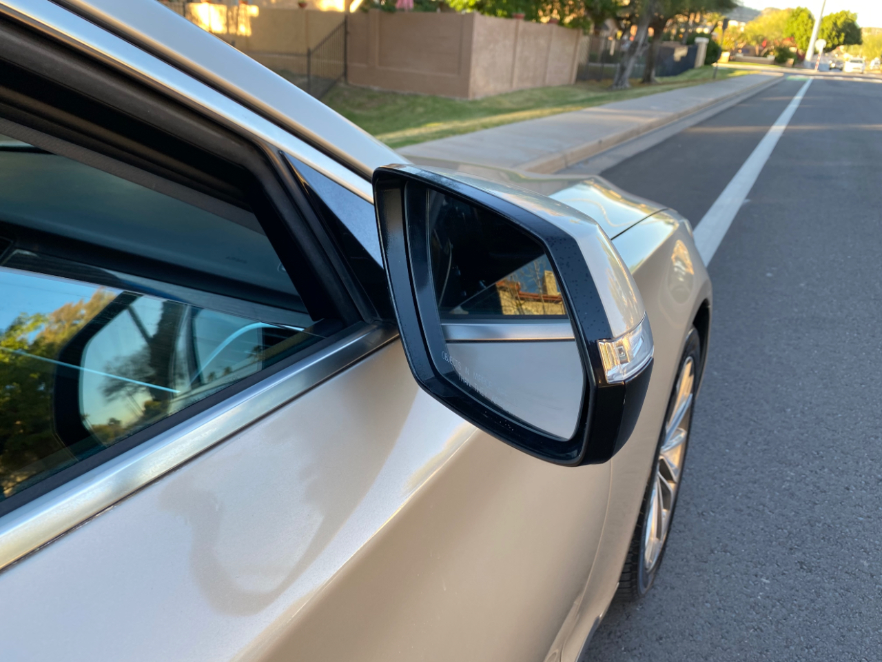 Hyundai Genesis 4dr Sdn V6 3.8L RWD 2015