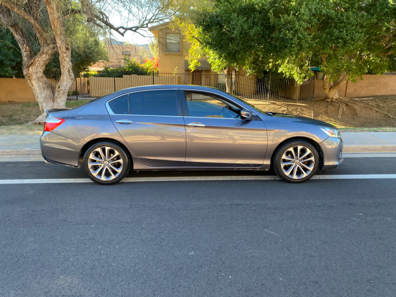 Honda Accord Sedan 4dr I4 CVT Sport 2015