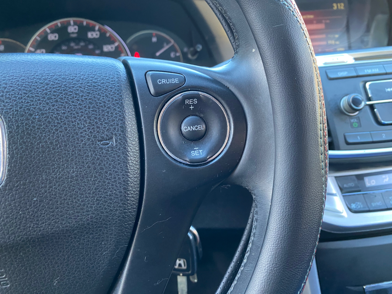 Honda Accord Sedan 4dr I4 CVT Sport 2015