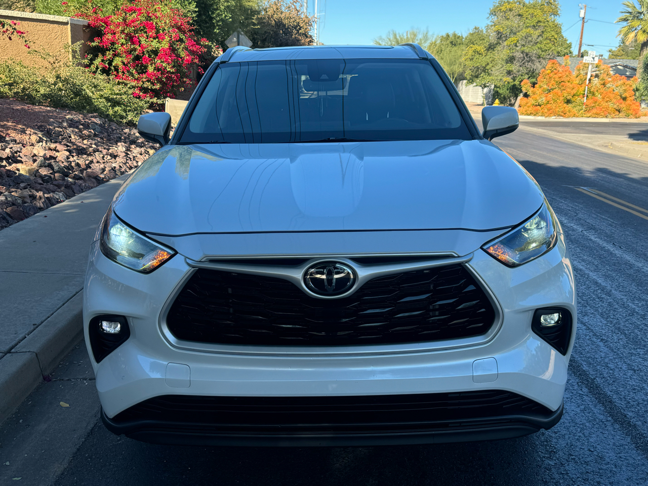 Toyota Highlander XLE 2023