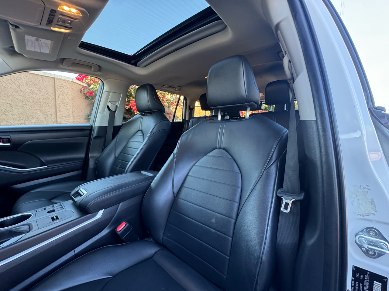 Toyota Highlander XLE 2023