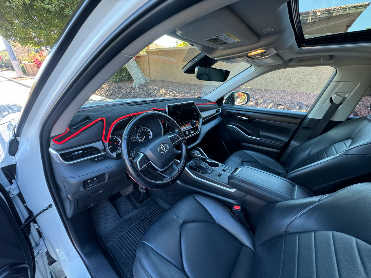 Toyota Highlander XLE 2023