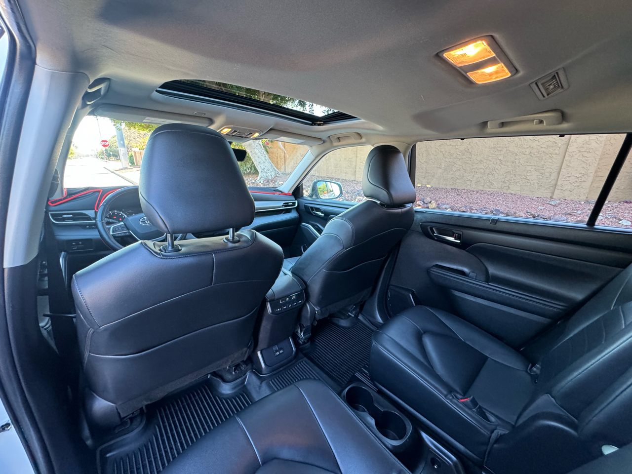 Toyota Highlander XLE 2023