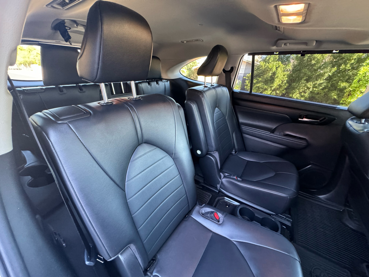 Toyota Highlander XLE 2023