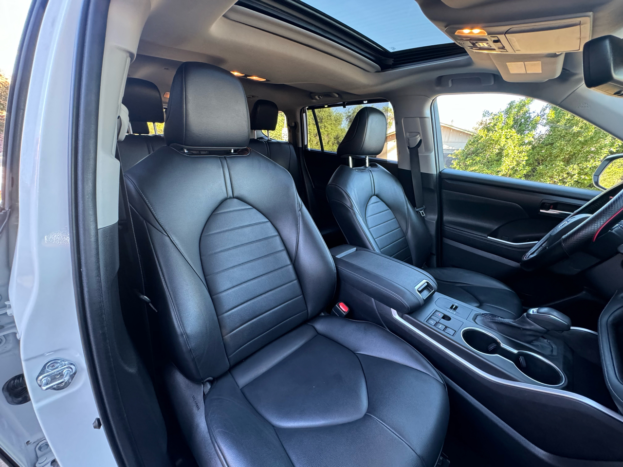 Toyota Highlander XLE 2023