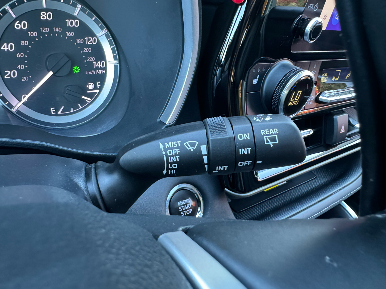 Toyota Highlander XLE 2023