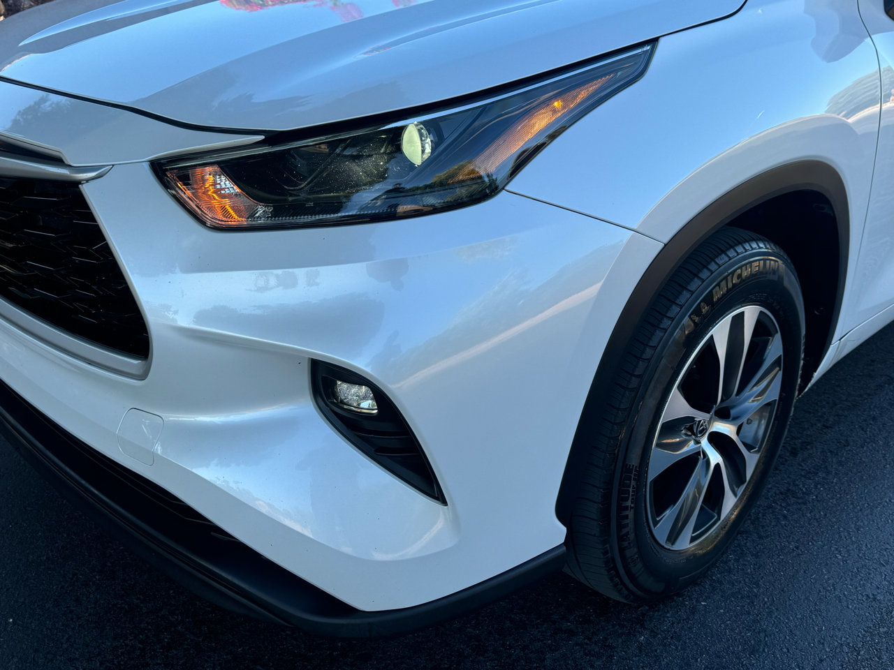 Toyota Highlander XLE 2023