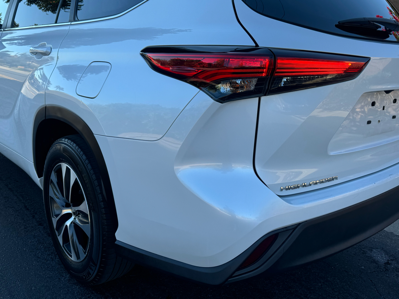 Toyota Highlander XLE 2023