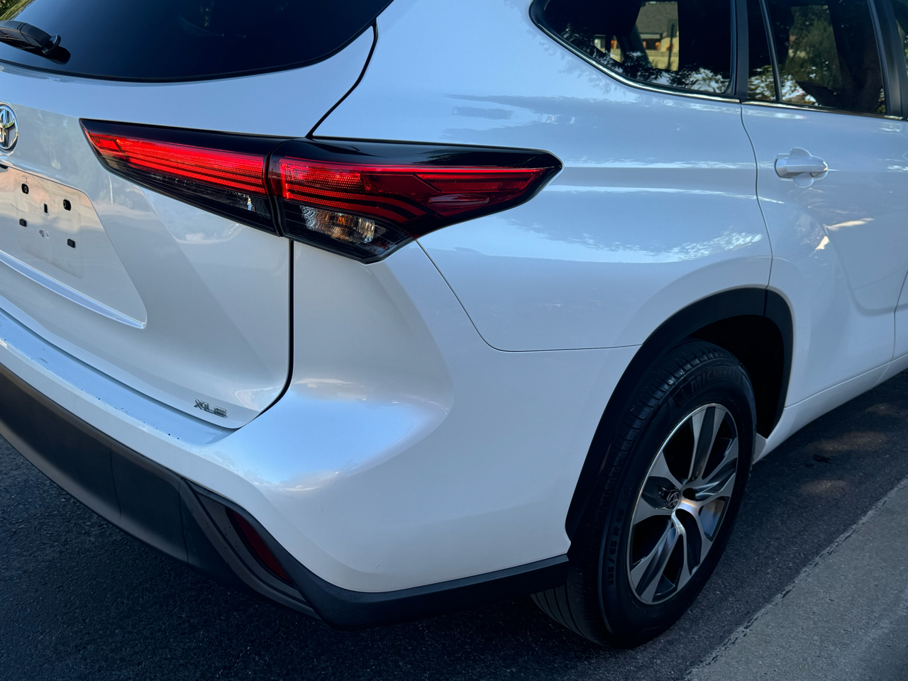 Toyota Highlander XLE 2023