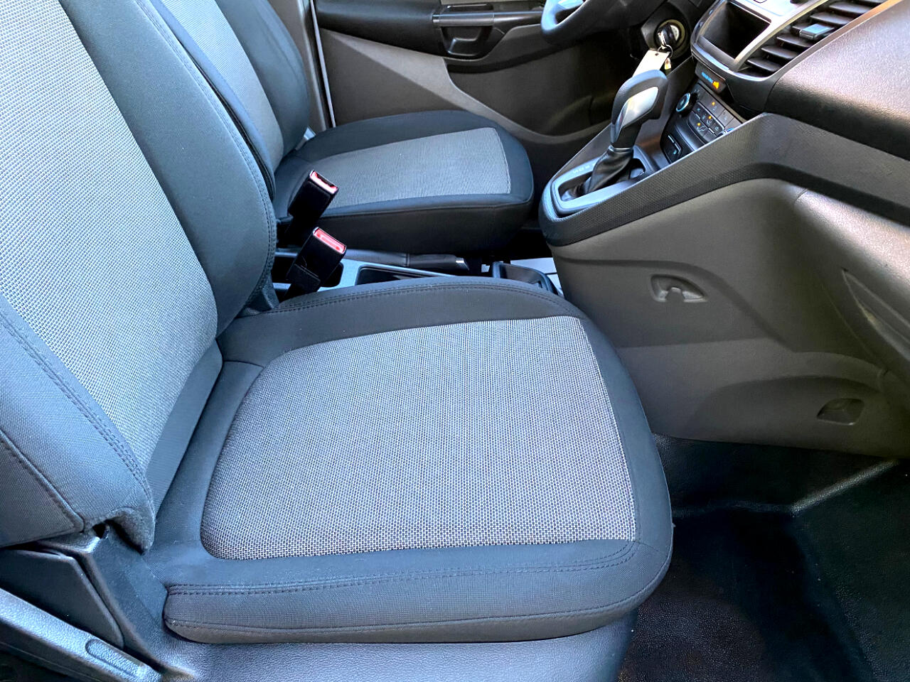 Ford Transit Connect Van XL LWB w/Rear Symmetrical Doors 2022