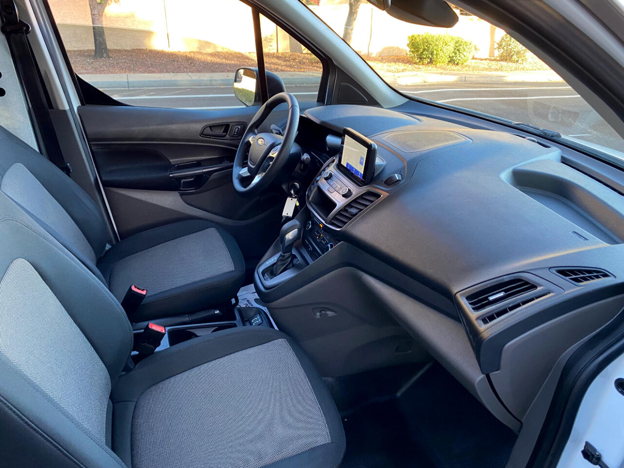 Ford Transit Connect Van XL LWB w/Rear Symmetrical Doors 2022