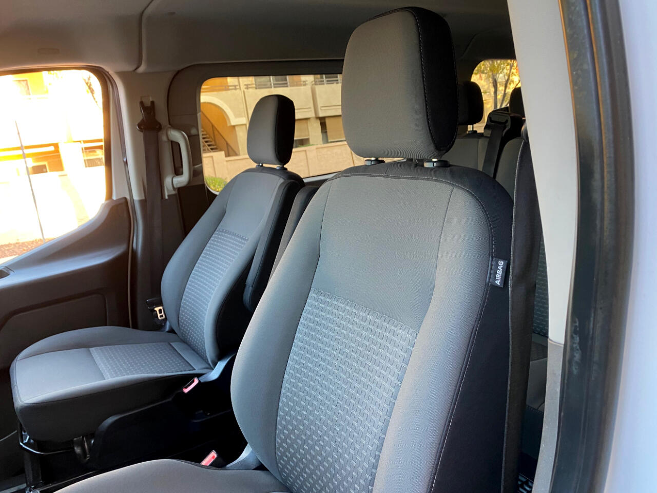 Ford Transit Passenger Wagon T-350 148" Low Roof XLT RWD 2023