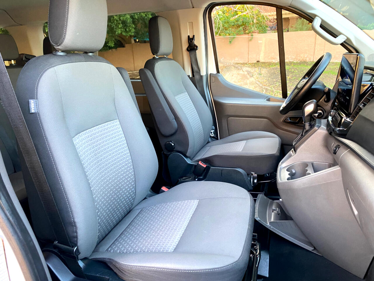 Ford Transit Passenger Wagon T-350 148" Low Roof XLT RWD 2023