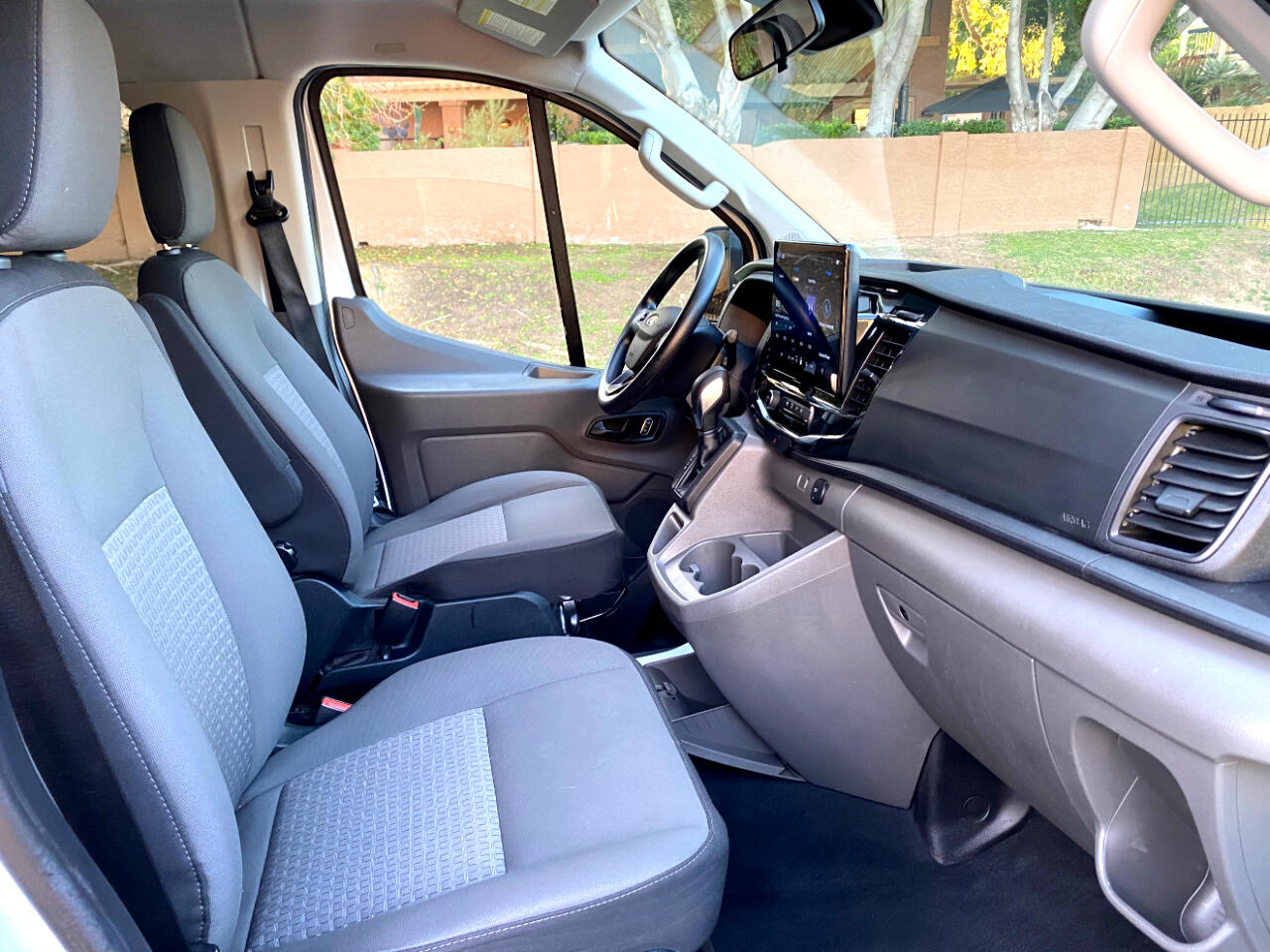 Ford Transit Passenger Wagon T-350 148" Low Roof XLT RWD 2023