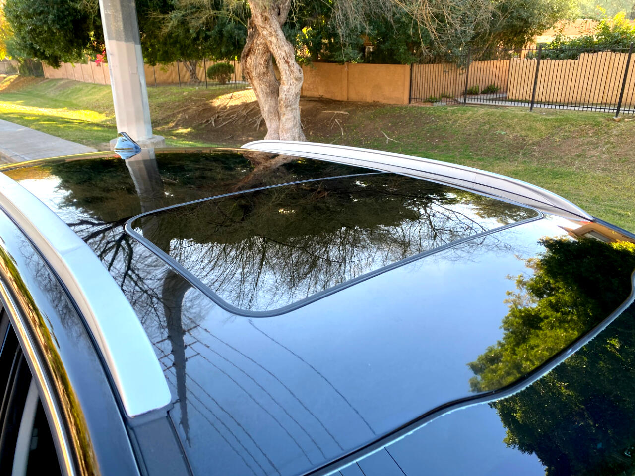 Kia Niro Plug-In Hybrid EX Premium FWD 2019