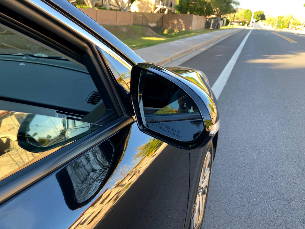 Kia Niro Plug-In Hybrid EX Premium FWD 2019