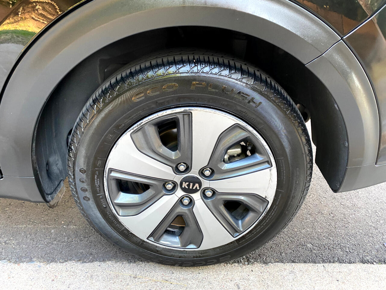 Kia Niro Plug-In Hybrid EX Premium FWD 2019