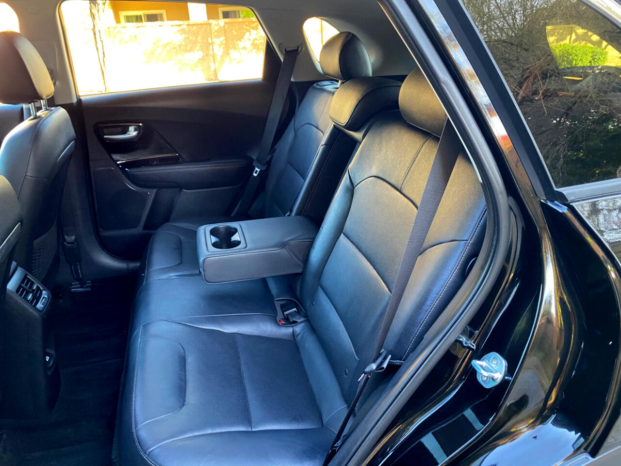 Kia Niro Plug-In Hybrid EX Premium FWD 2019