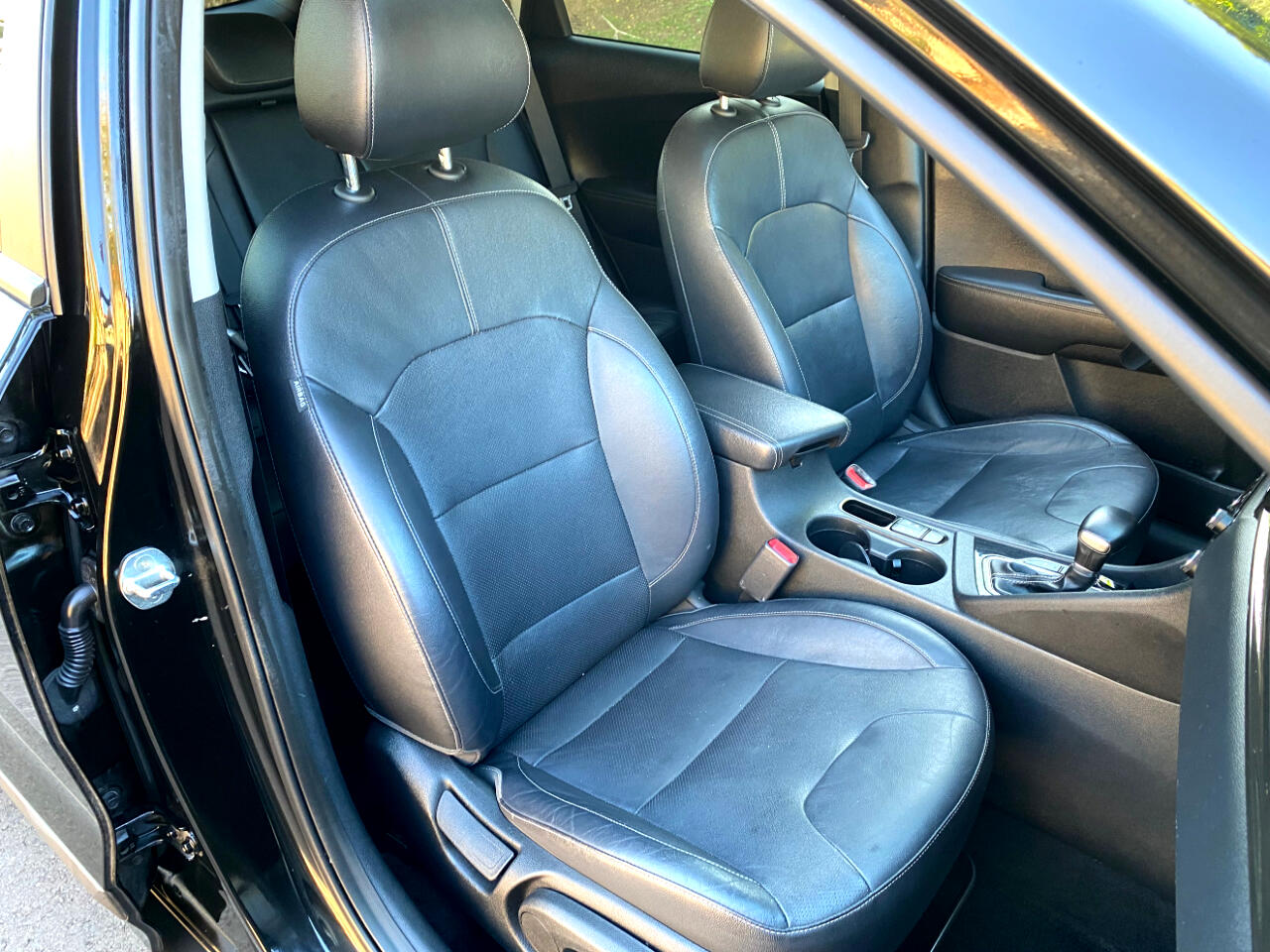 Kia Niro Plug-In Hybrid EX Premium FWD 2019