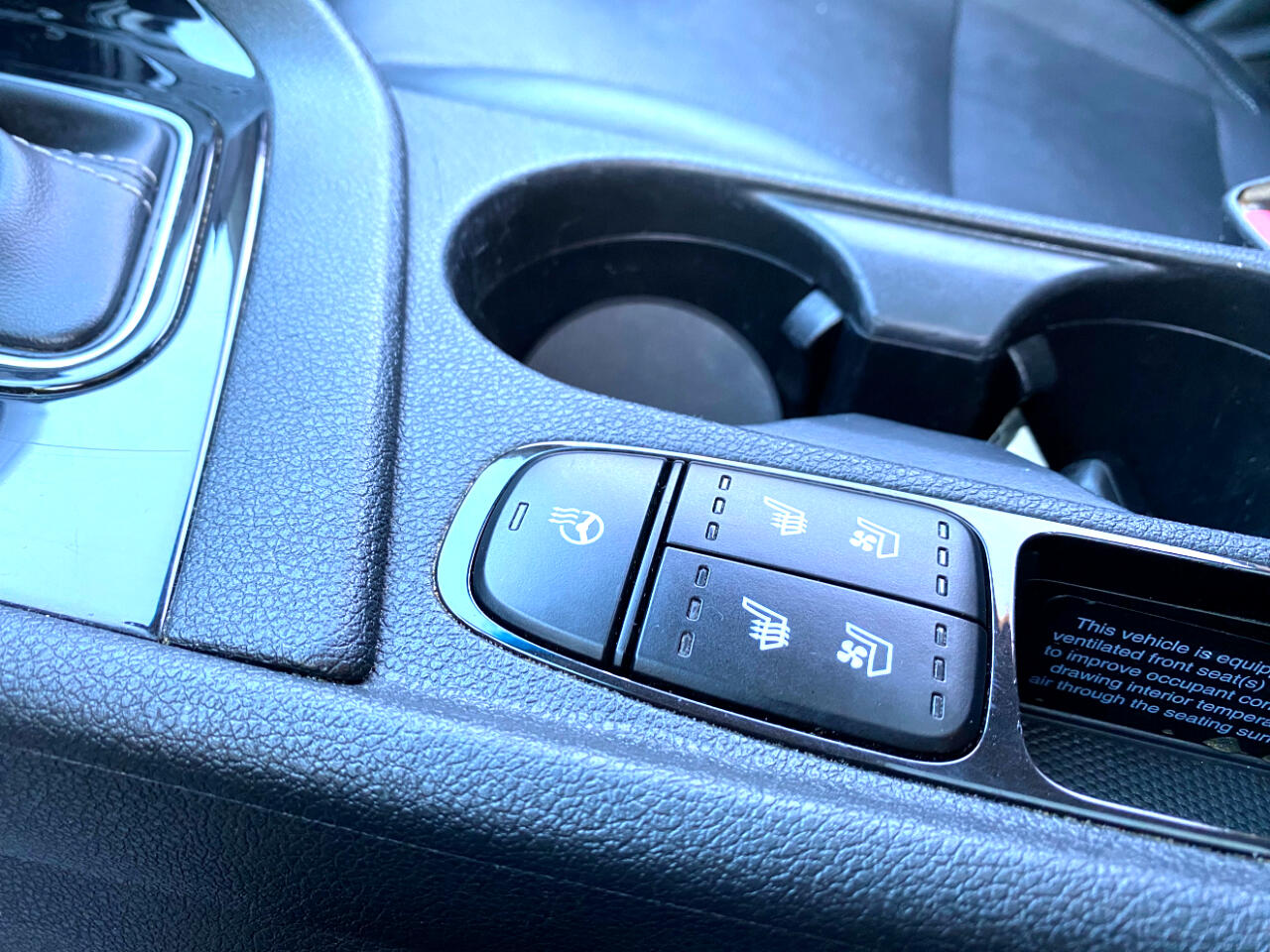 Kia Niro Plug-In Hybrid EX Premium FWD 2019