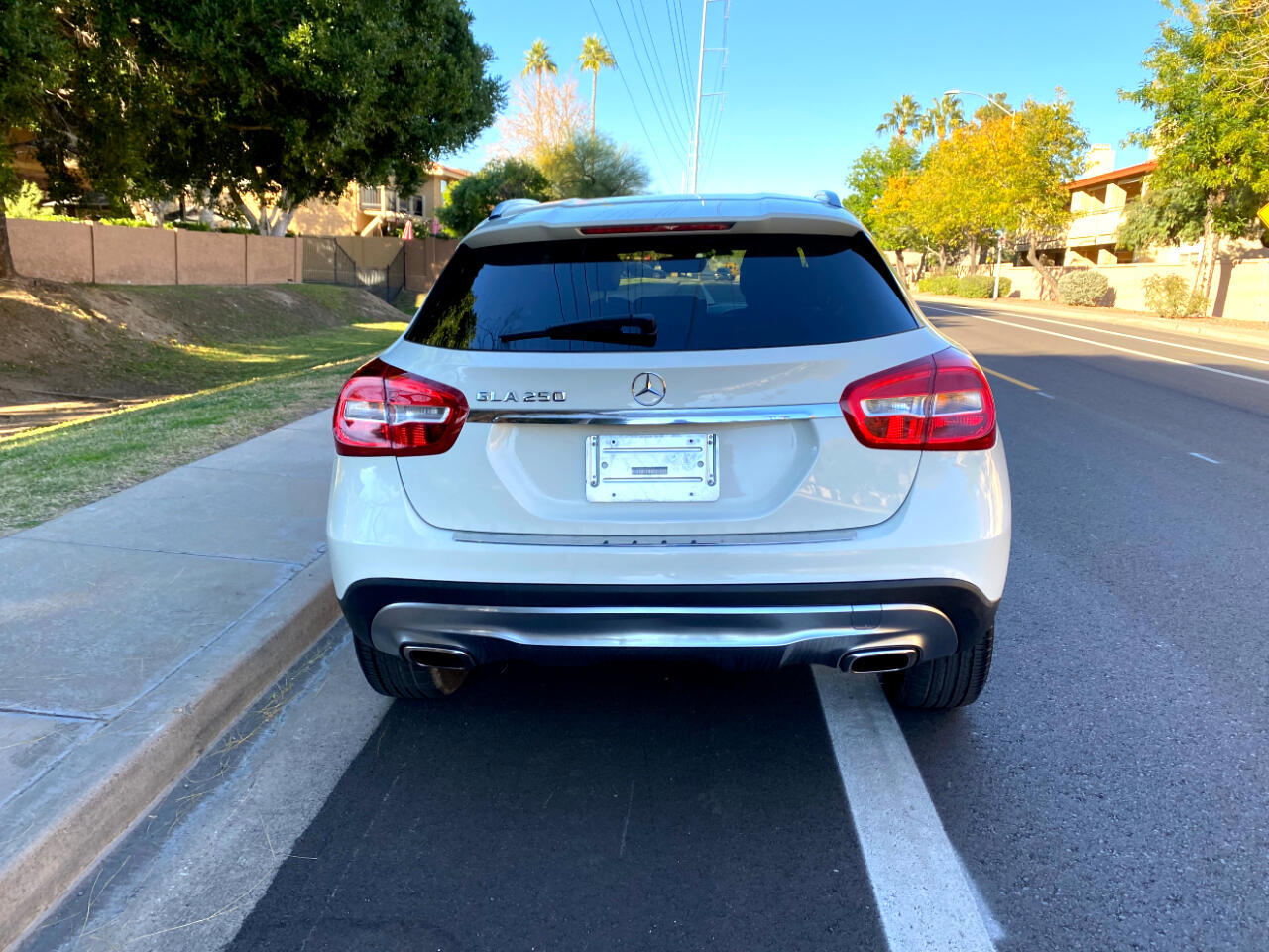 Mercedes-Benz GLA FWD 4dr GLA 250 2016