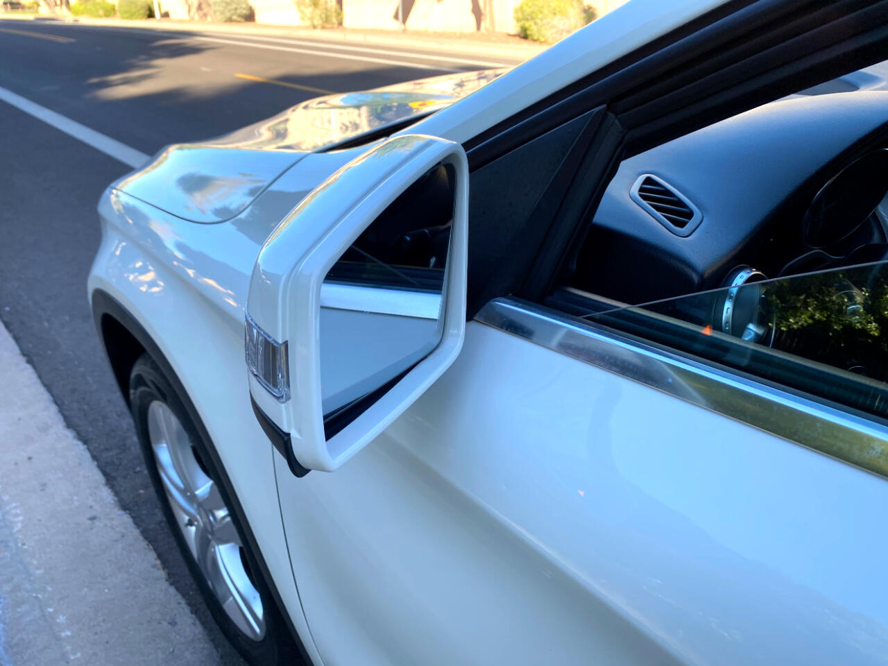 Mercedes-Benz GLA FWD 4dr GLA 250 2016