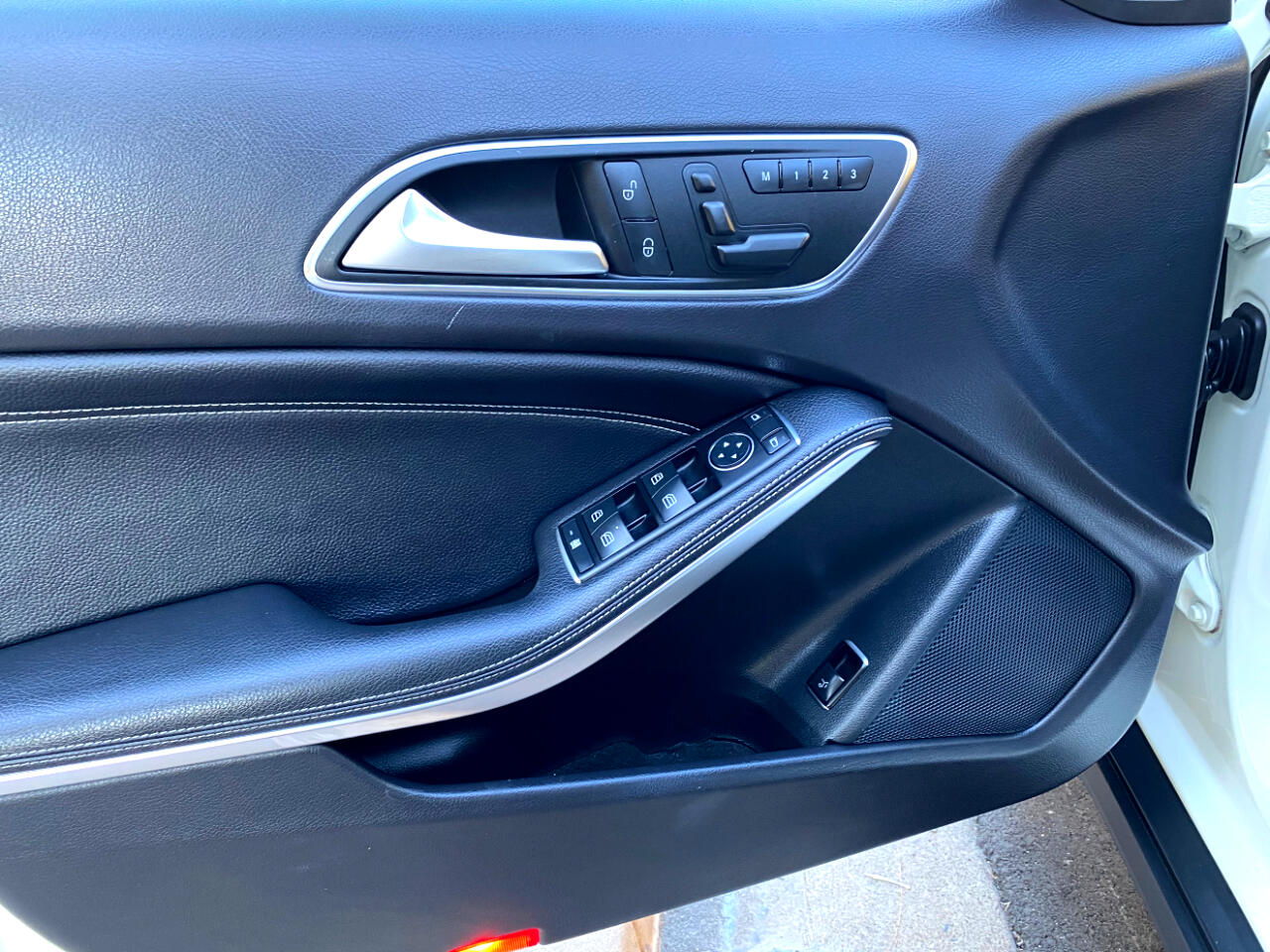 Mercedes-Benz GLA FWD 4dr GLA 250 2016