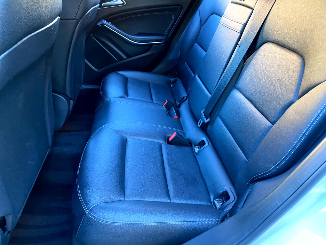 Mercedes-Benz GLA FWD 4dr GLA 250 2016