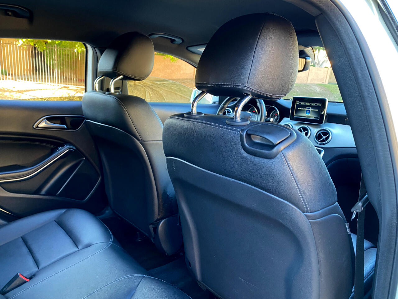 Mercedes-Benz GLA FWD 4dr GLA 250 2016