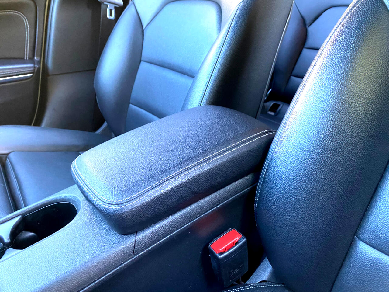 Mercedes-Benz GLA FWD 4dr GLA 250 2016