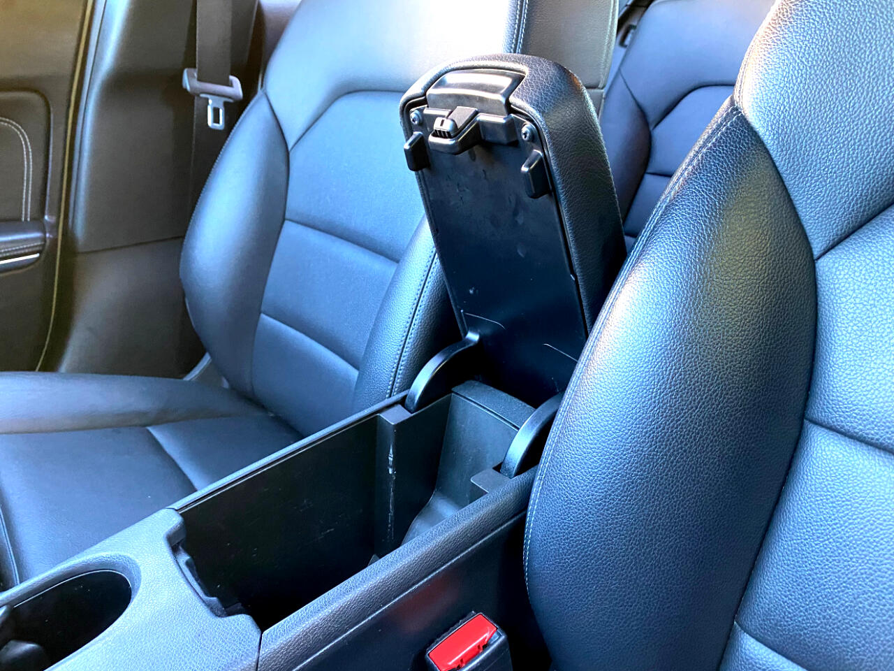 Mercedes-Benz GLA FWD 4dr GLA 250 2016