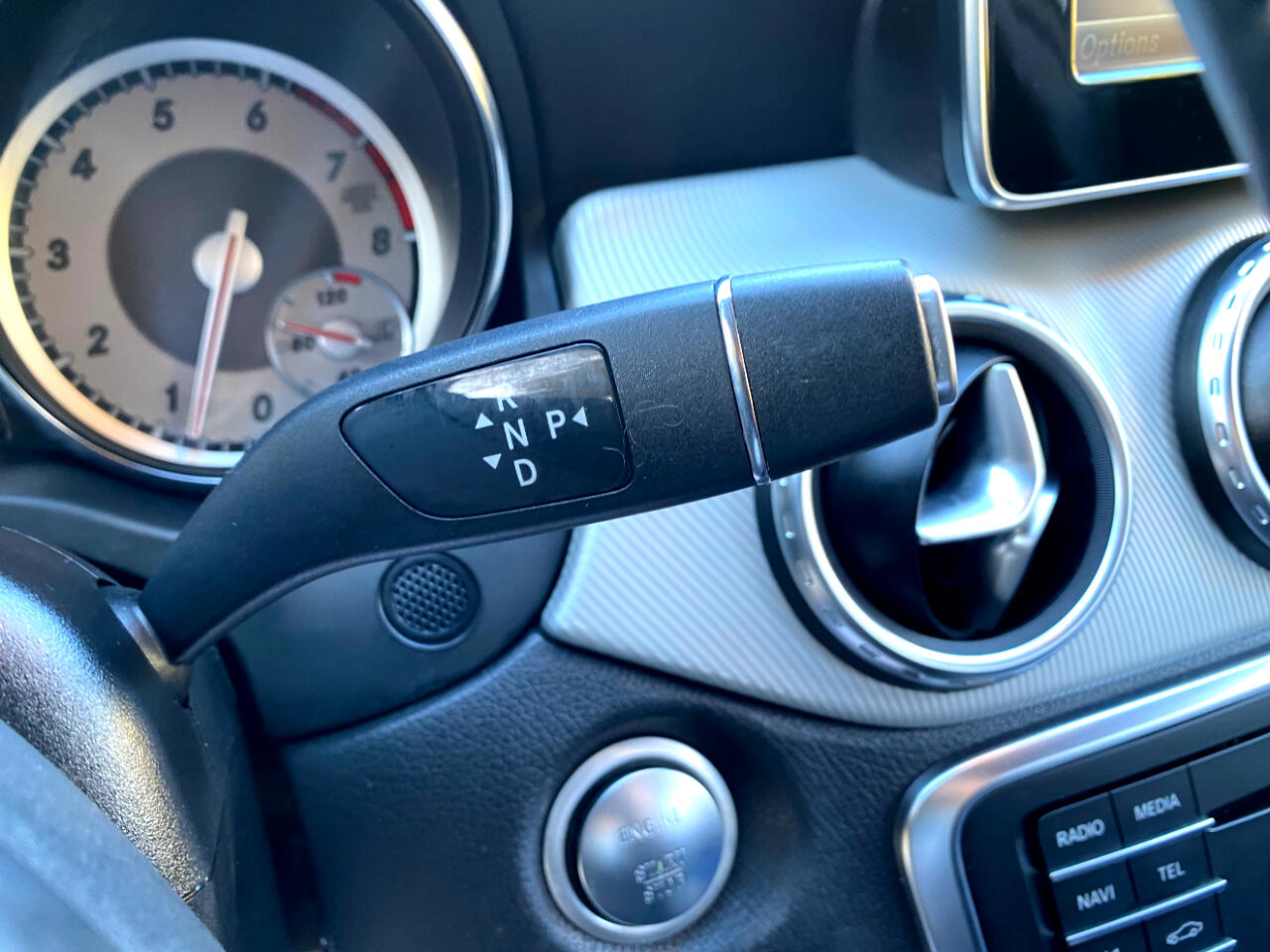 Mercedes-Benz GLA FWD 4dr GLA 250 2016