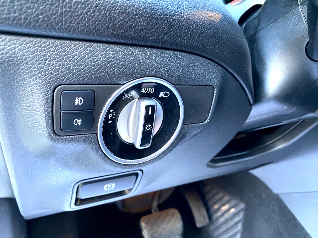 Mercedes-Benz GLA FWD 4dr GLA 250 2016