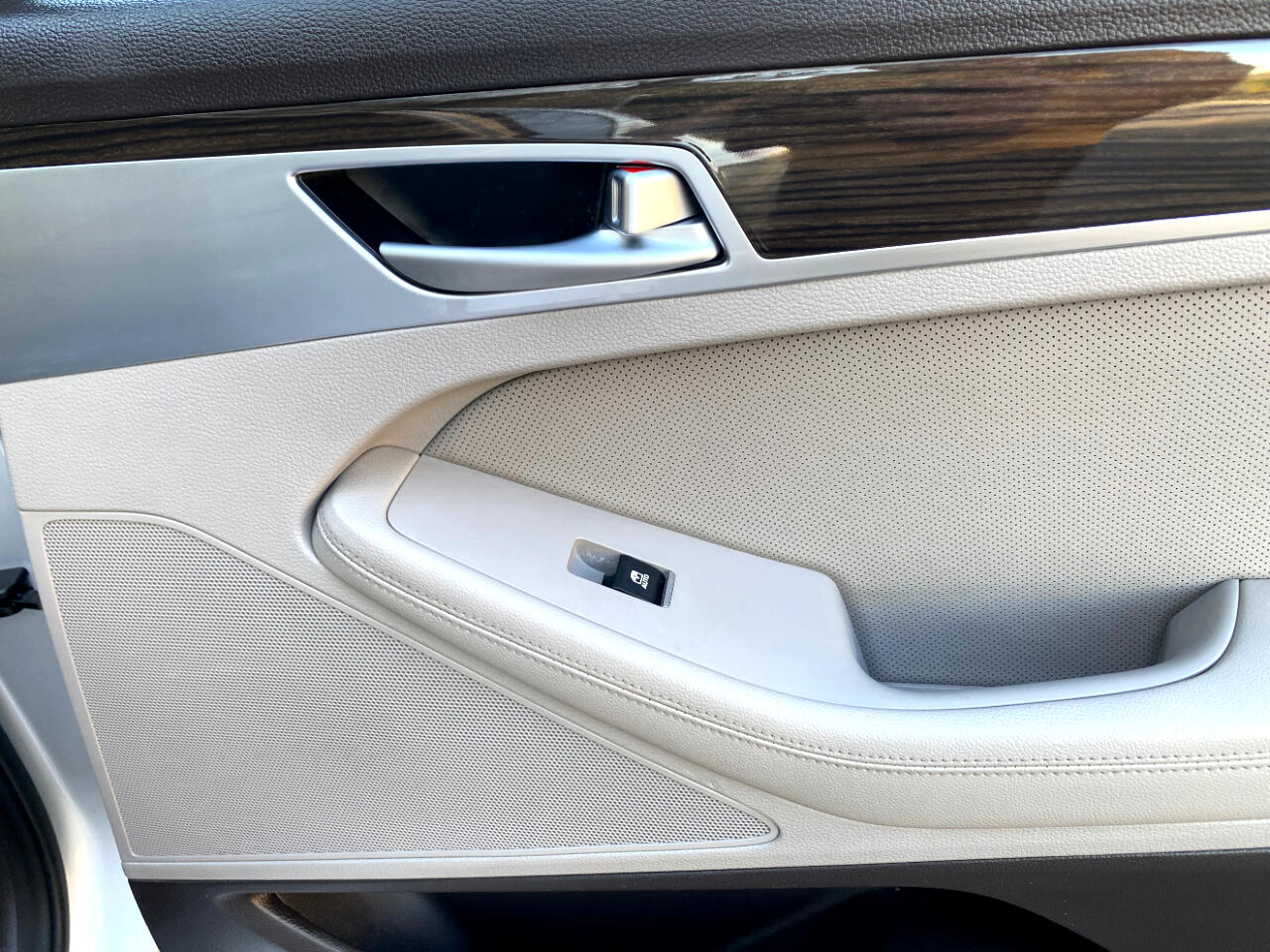 Genesis G80 3.8L RWD 2019