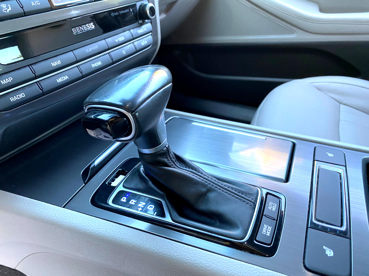 Genesis G80 3.8L RWD 2019