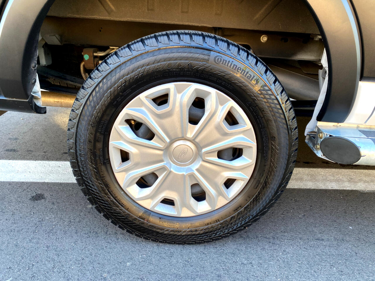 Ford Transit Cargo Van T-250 130" Low Rf 9070 GVWR RWD 2024