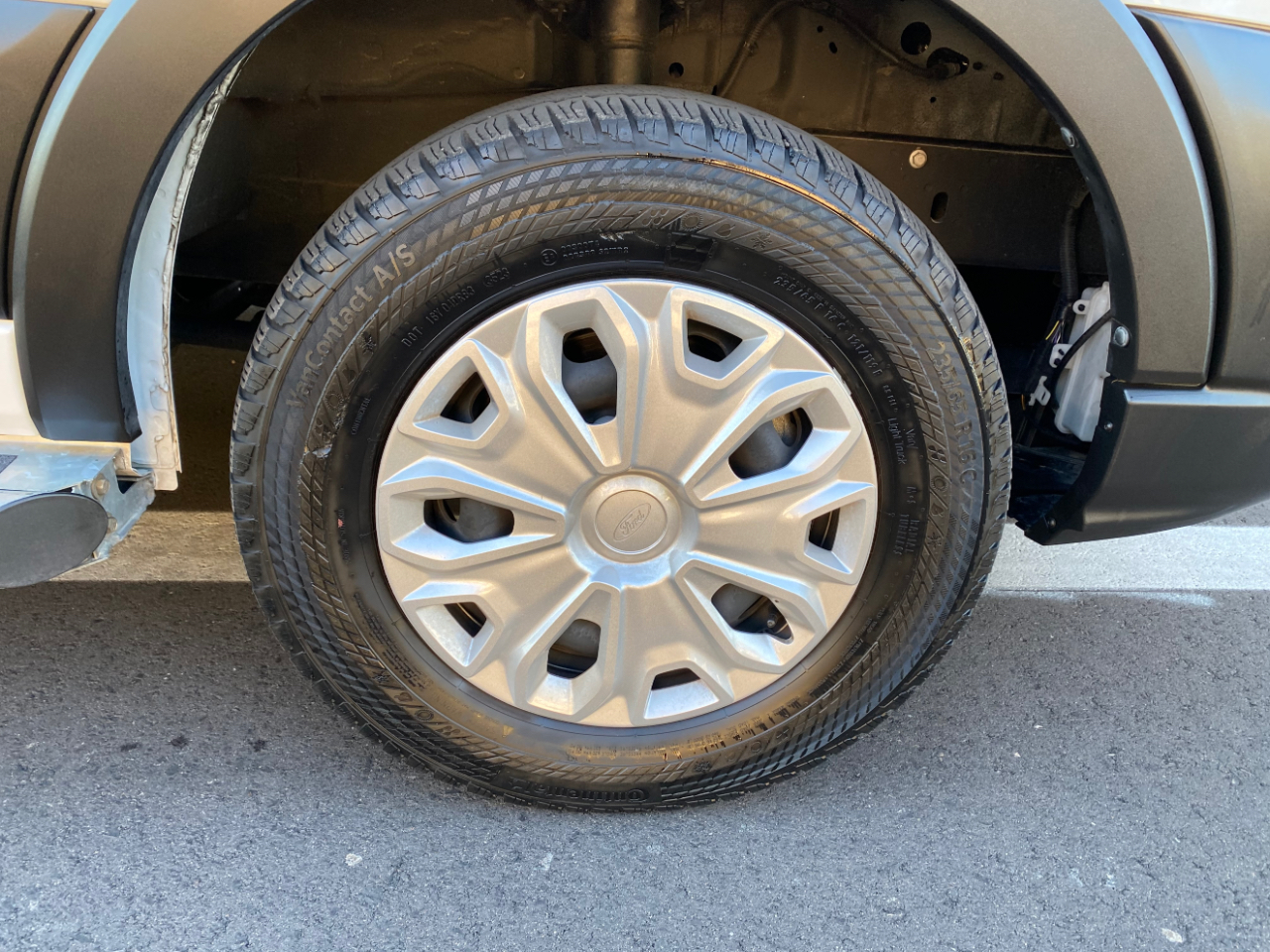 Ford Transit Cargo Van T-250 130" Low Rf 9070 GVWR RWD 2024