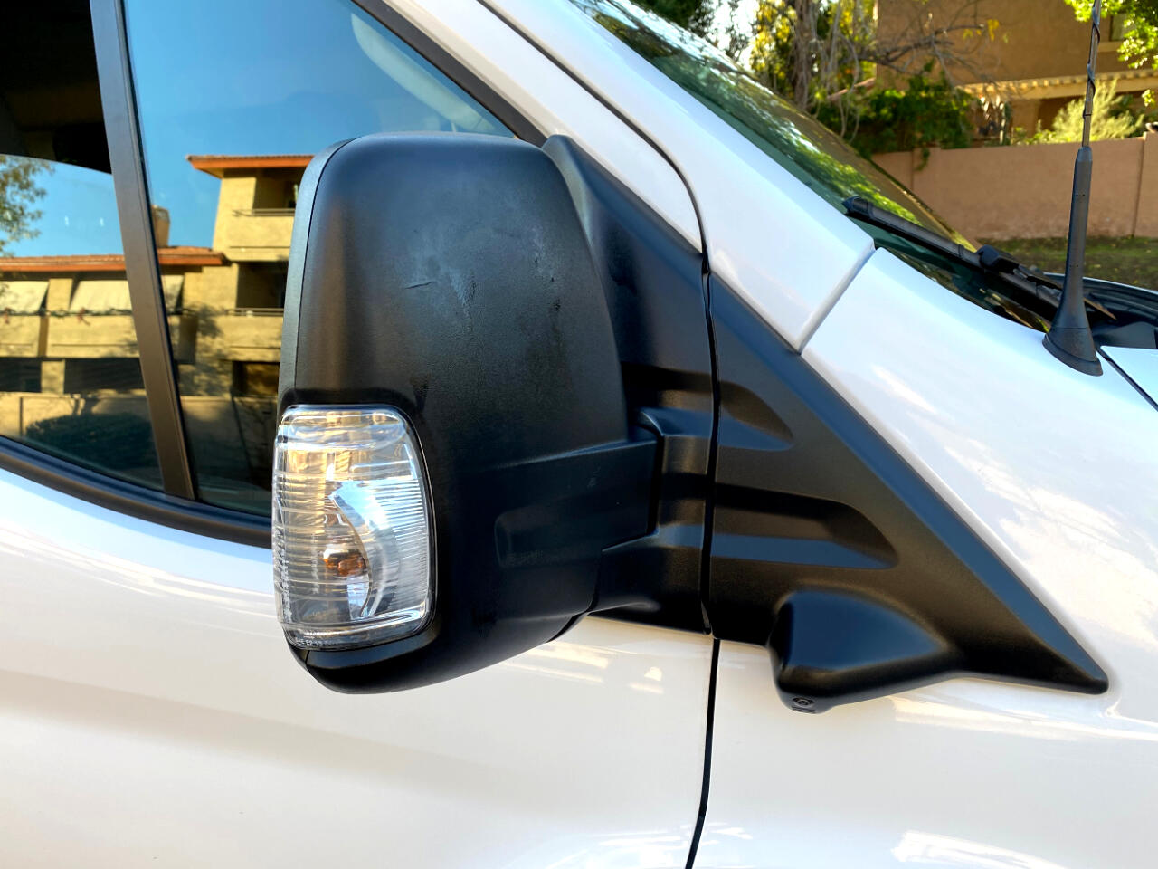 Ford Transit Passenger Wagon T-350 148" Low Roof XLT RWD 2023