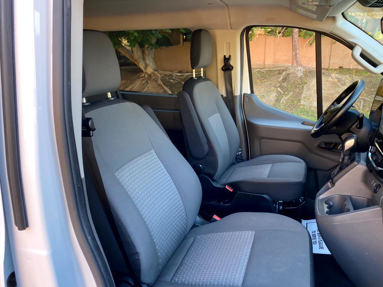 Ford Transit Passenger Wagon T-350 148" Low Roof XLT RWD 2023