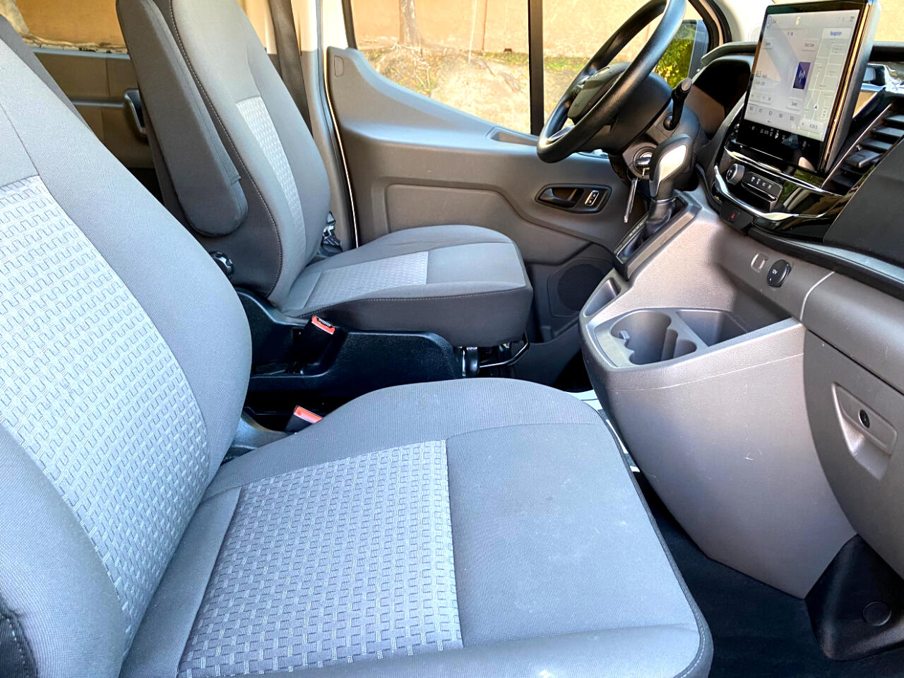 Ford Transit Passenger Wagon T-350 148" Low Roof XLT RWD 2023