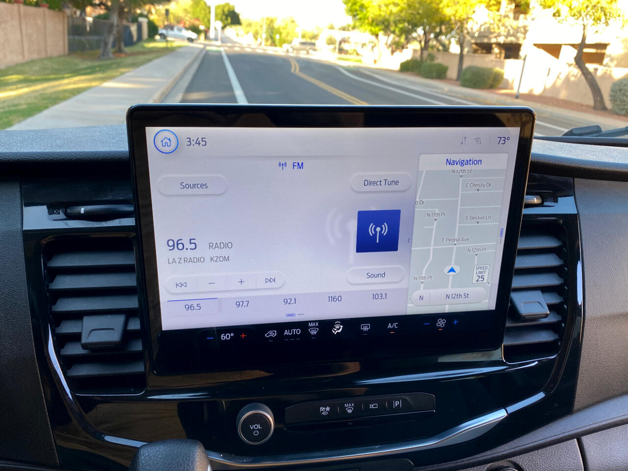 Ford Transit Passenger Wagon T-350 148" Low Roof XLT RWD 2023