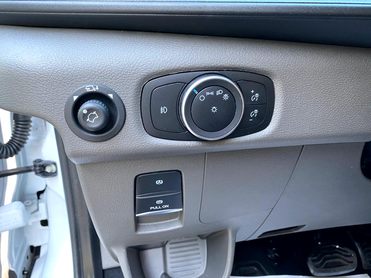 Ford Transit Passenger Wagon T-350 148" Low Roof XLT RWD 2023