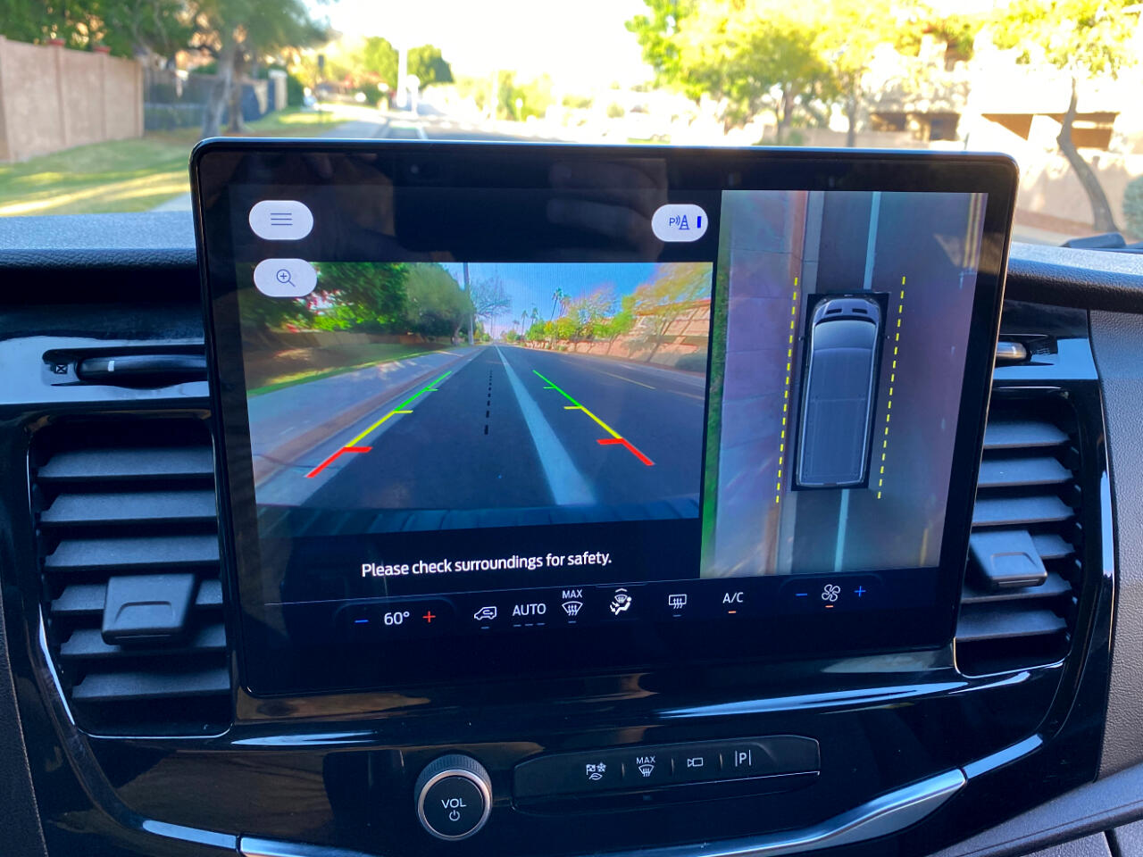 Ford Transit Passenger Wagon T-350 148" Low Roof XLT RWD 2023