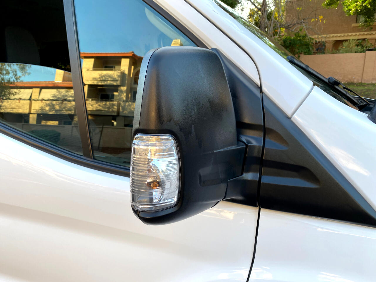 Ford Transit Passenger Wagon T-350 148" Low Roof XLT RWD 2023