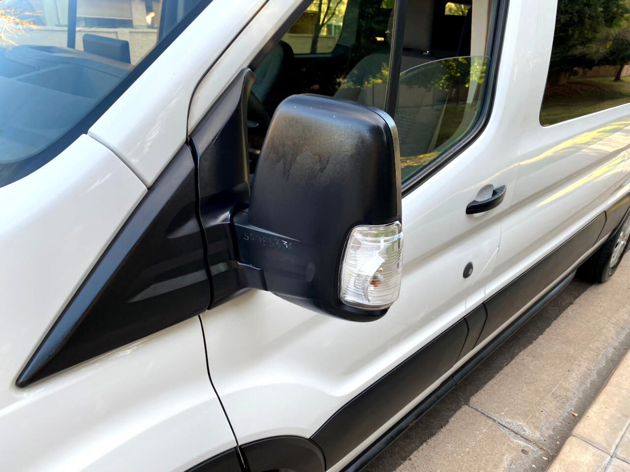 Ford Transit Passenger Wagon T-350 148" Low Roof XLT RWD 2023